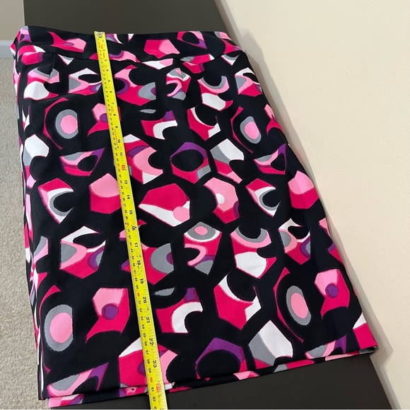 Cato Woman Pink Geometric Shapes Pencil Skirt - Picture 11 of 13